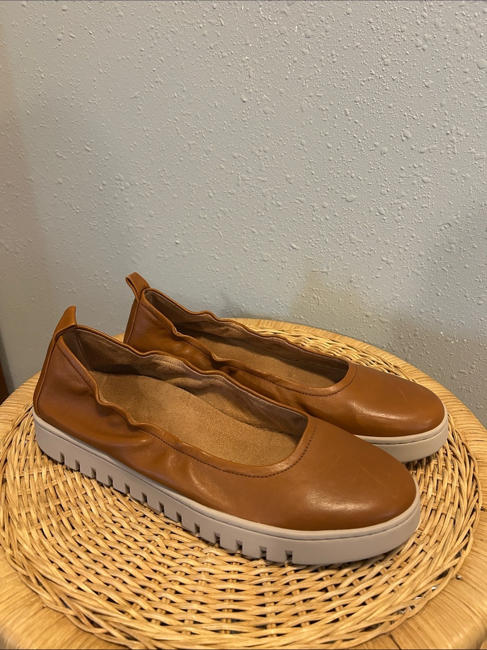 Vionic Uptown Ballet Flat Comfort Shoes Tan Leather